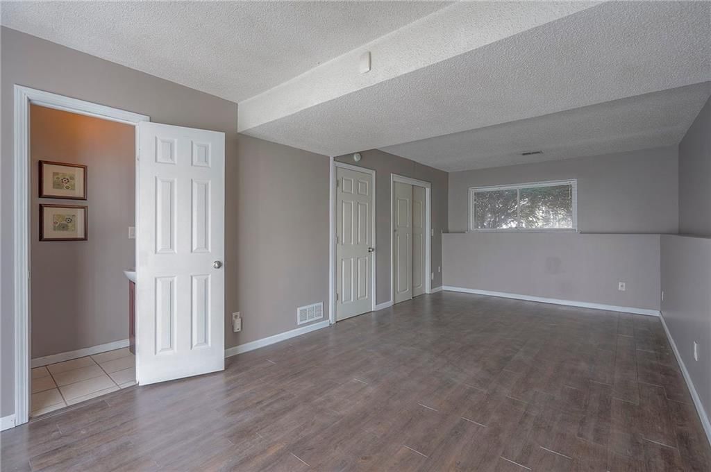 2115 CHESTER Avenue — photo 23