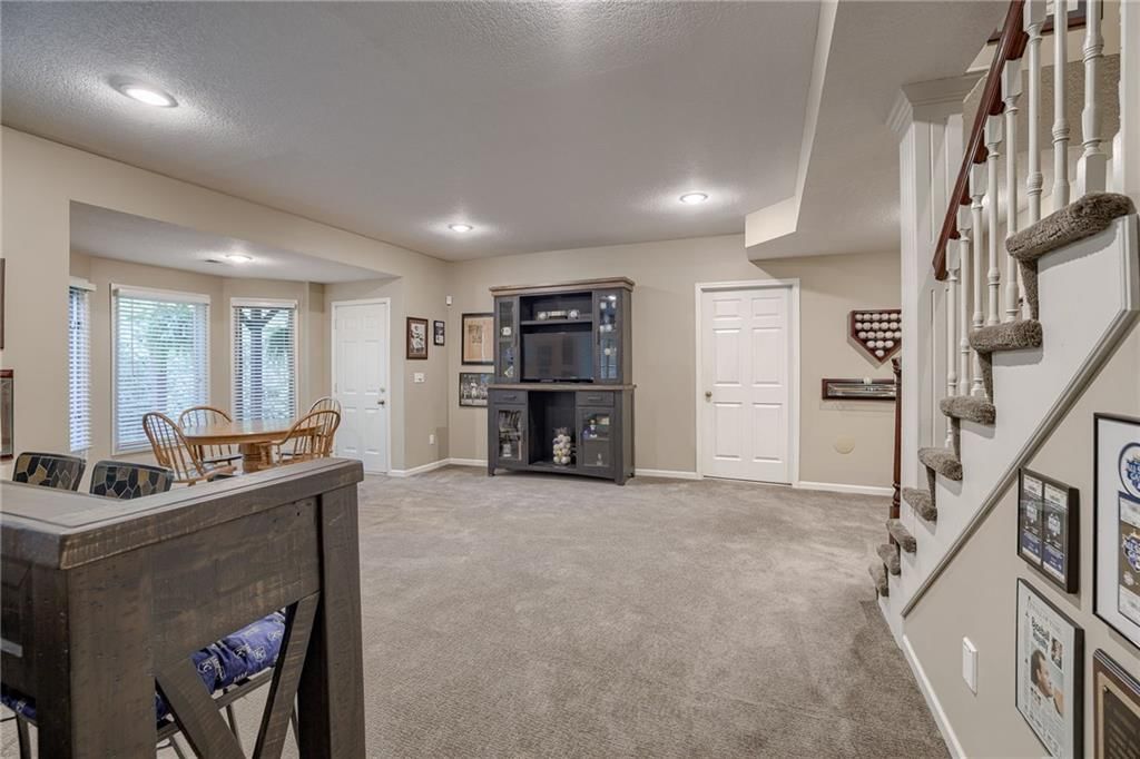 9204 N Tracy Avenue — photo 31