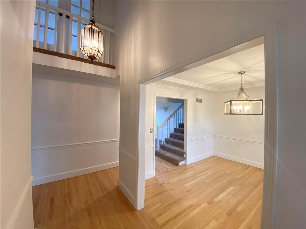 1631 Debonair Court — photo 5