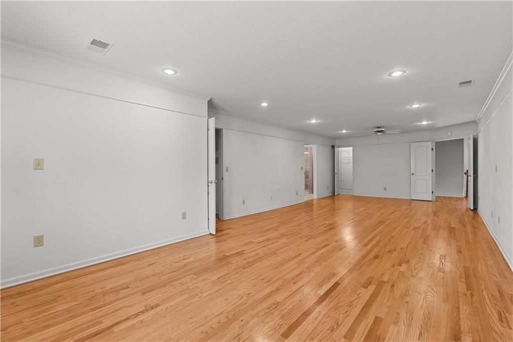 2516 NW Bent Tree Circle — photo 23