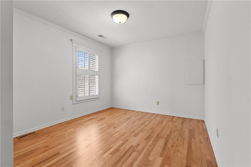 2516 NW Bent Tree Circle — photo 29