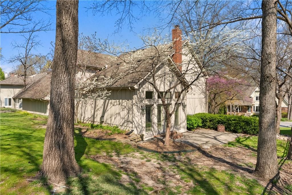 2516 NW Bent Tree Circle — photo 7