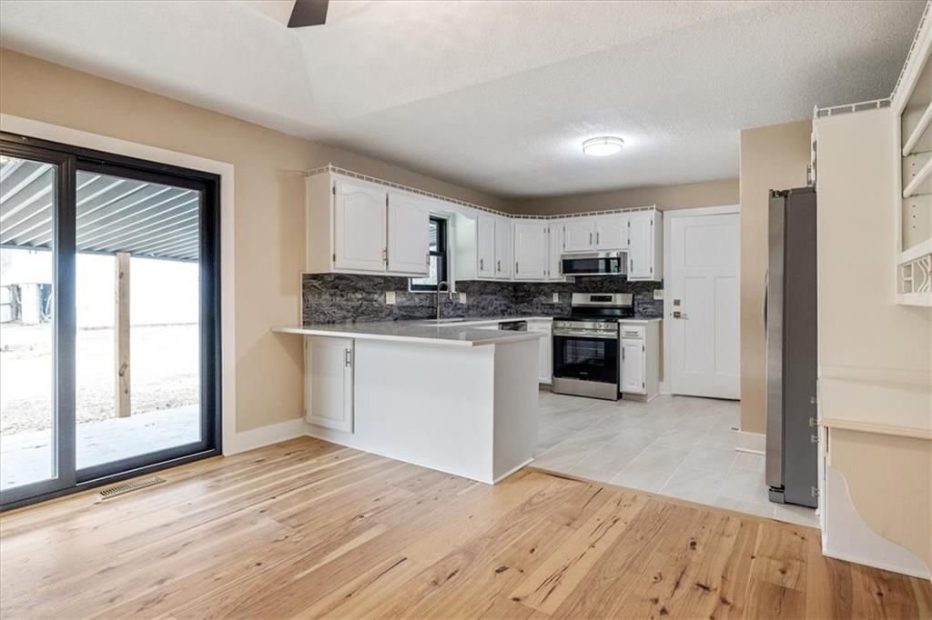 36520 Brown Road — photo 8