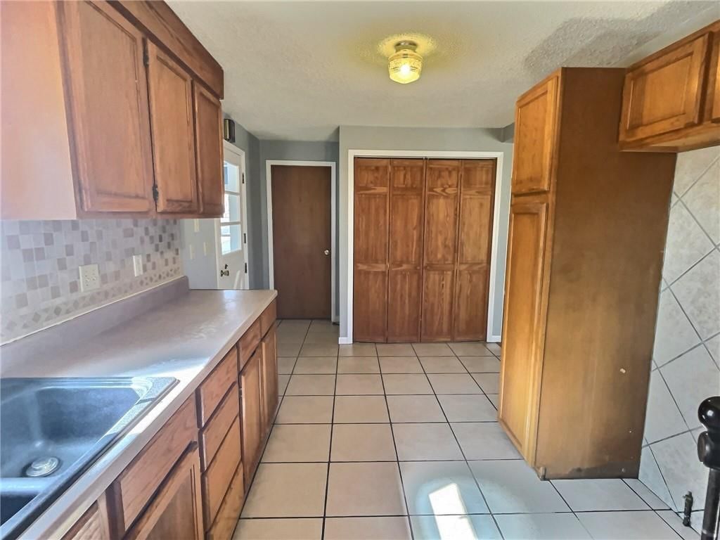 8600 Evanston Avenue — photo 13