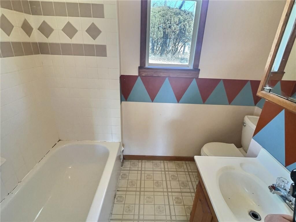 8600 Evanston Avenue — photo 27