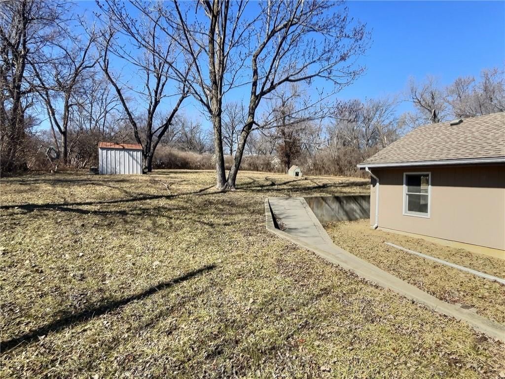 8600 Evanston Avenue — photo 4