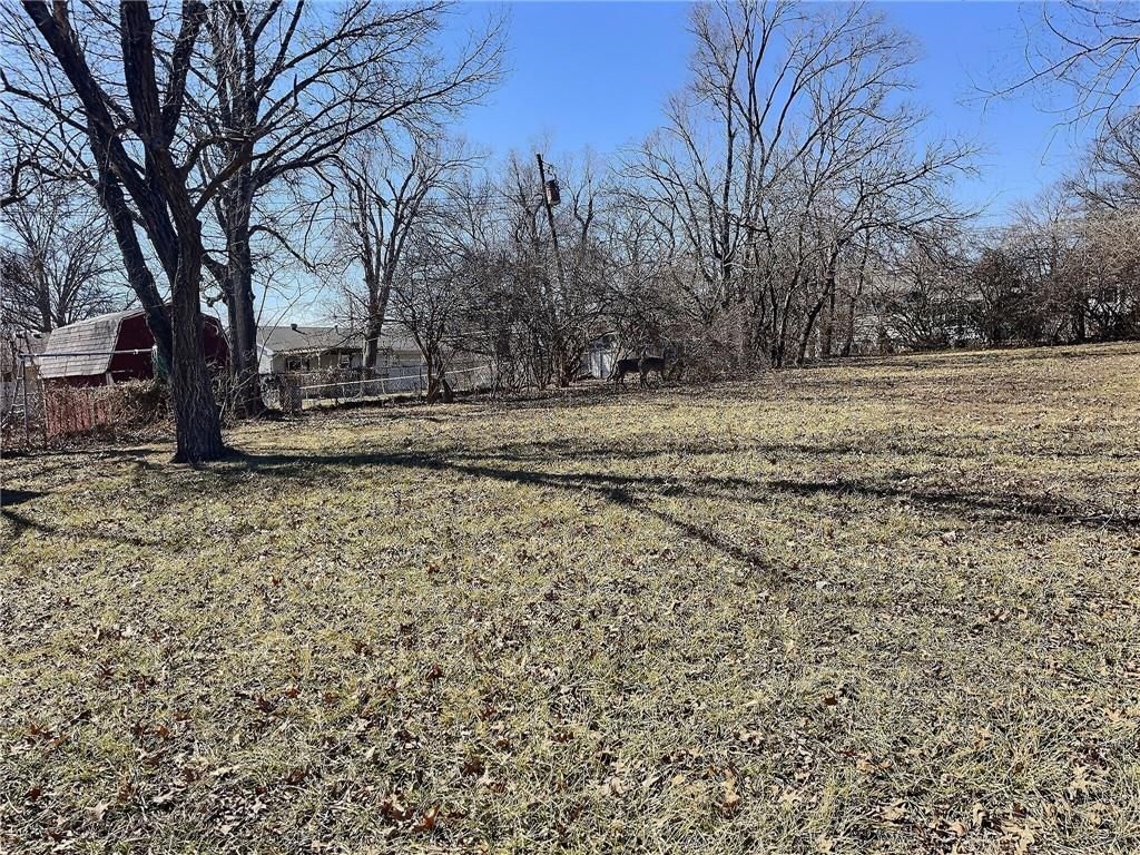 8600 Evanston Avenue — photo 5
