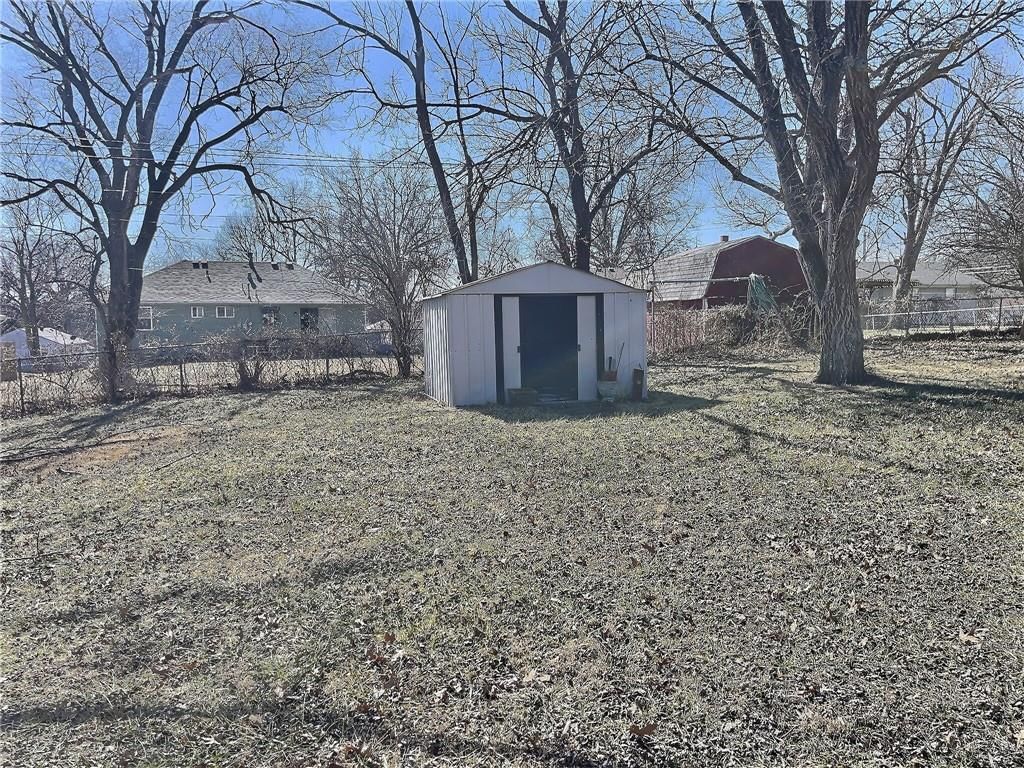 8600 Evanston Avenue — photo 6