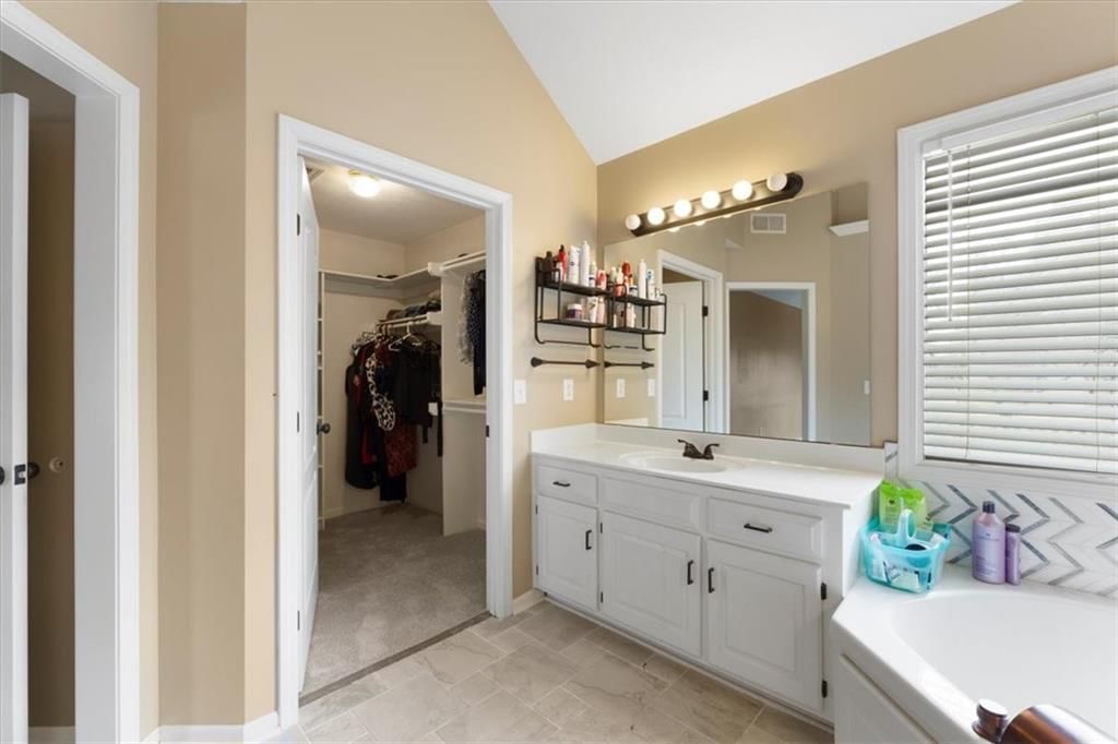 705 SW Cutter Lane — photo 29