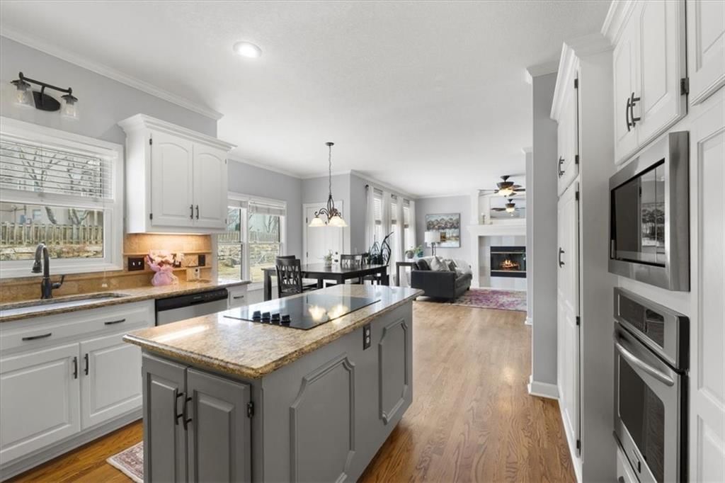 705 SW Cutter Lane — photo 6