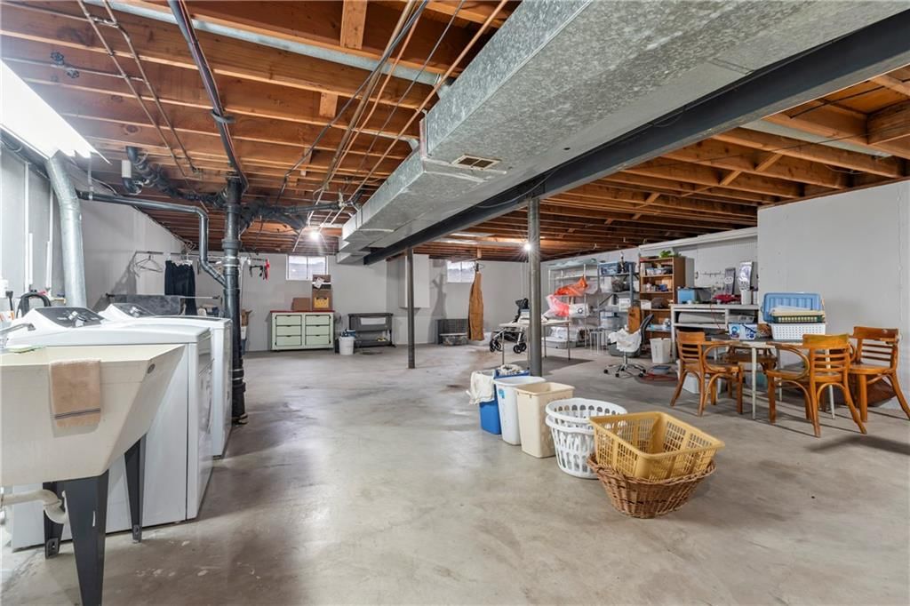 8511 Oxford Avenue — photo 31