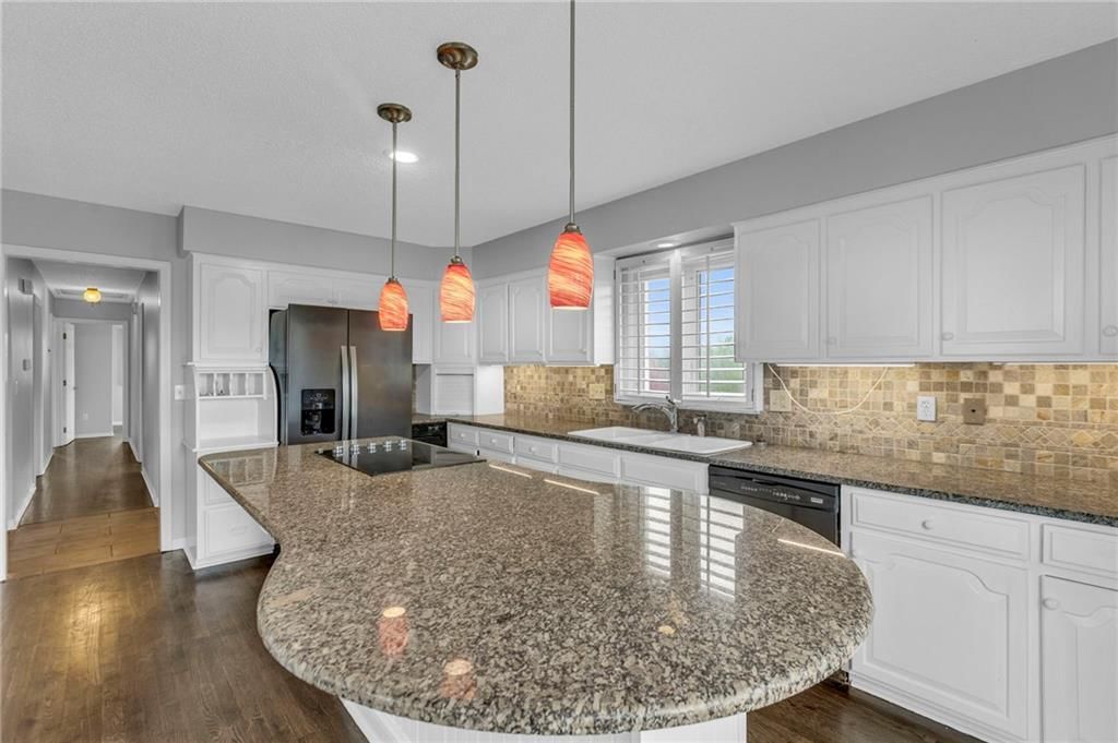 421 Overland Drive — photo 11