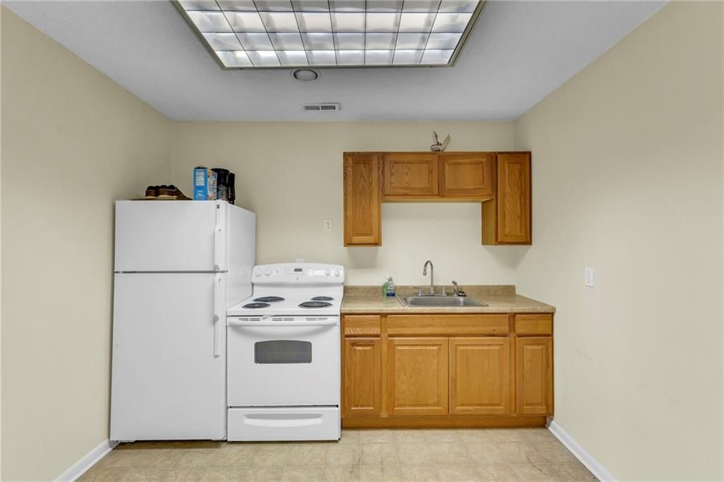 421 Overland Drive — photo 30