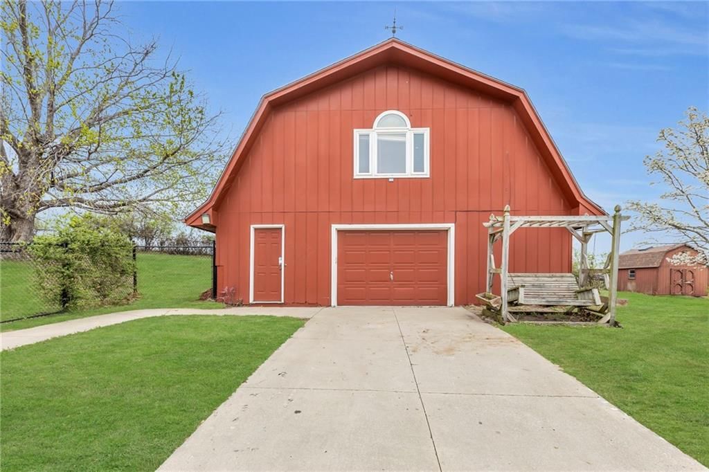 421 Overland Drive — photo 6