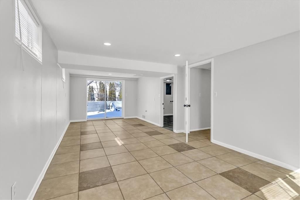 17000 York Avenue — photo 20