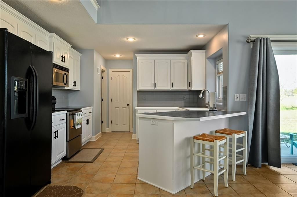 22350 S Madison Street — photo 11