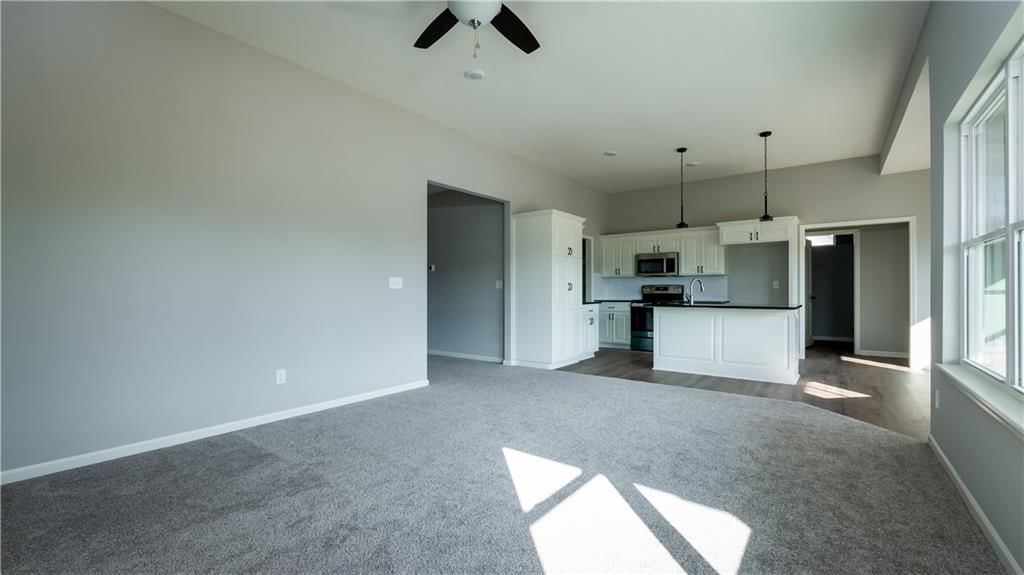 1305 NE Sequoia Court — photo 4