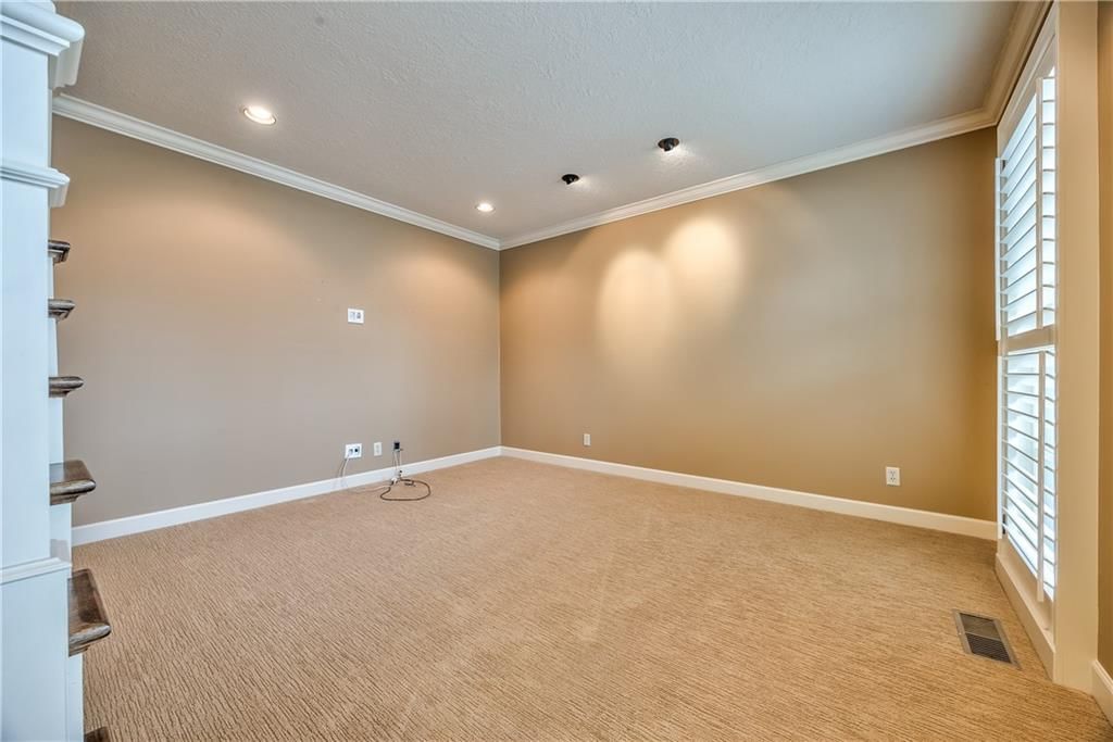 9715 W 115th Terrace — photo 17
