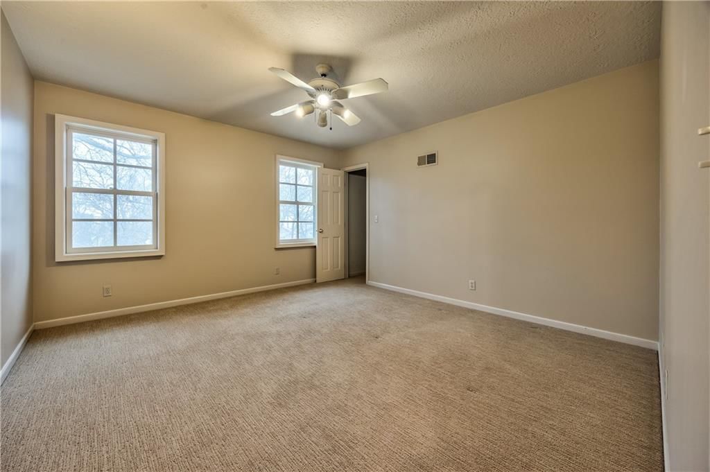 9715 W 115th Terrace — photo 23