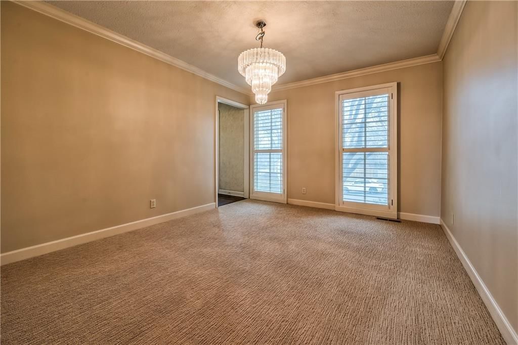 9715 W 115th Terrace — photo 6