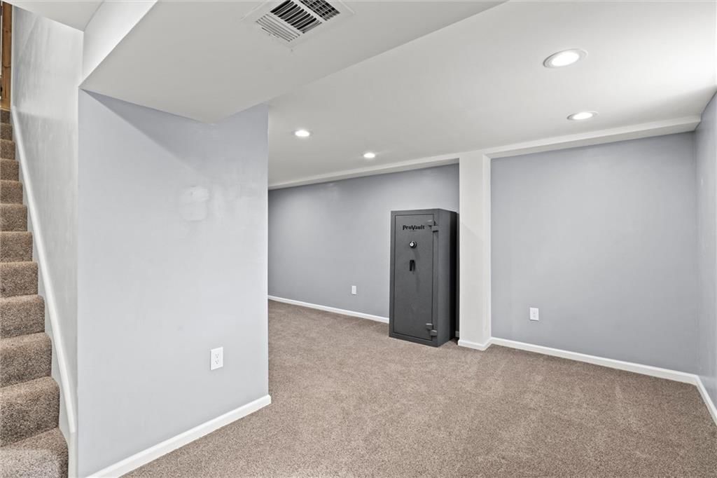 1415 Andrew Street — photo 19