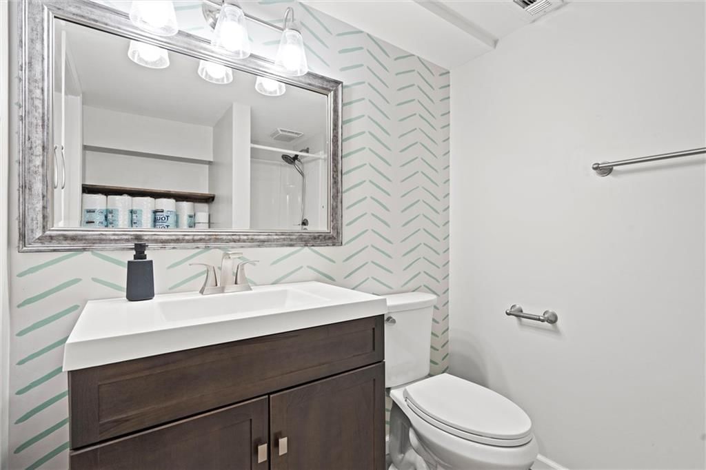 1415 Andrew Street — photo 22
