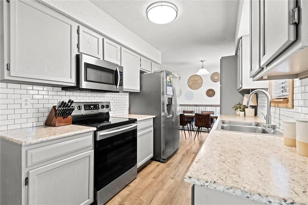 1415 Andrew Street — photo 10