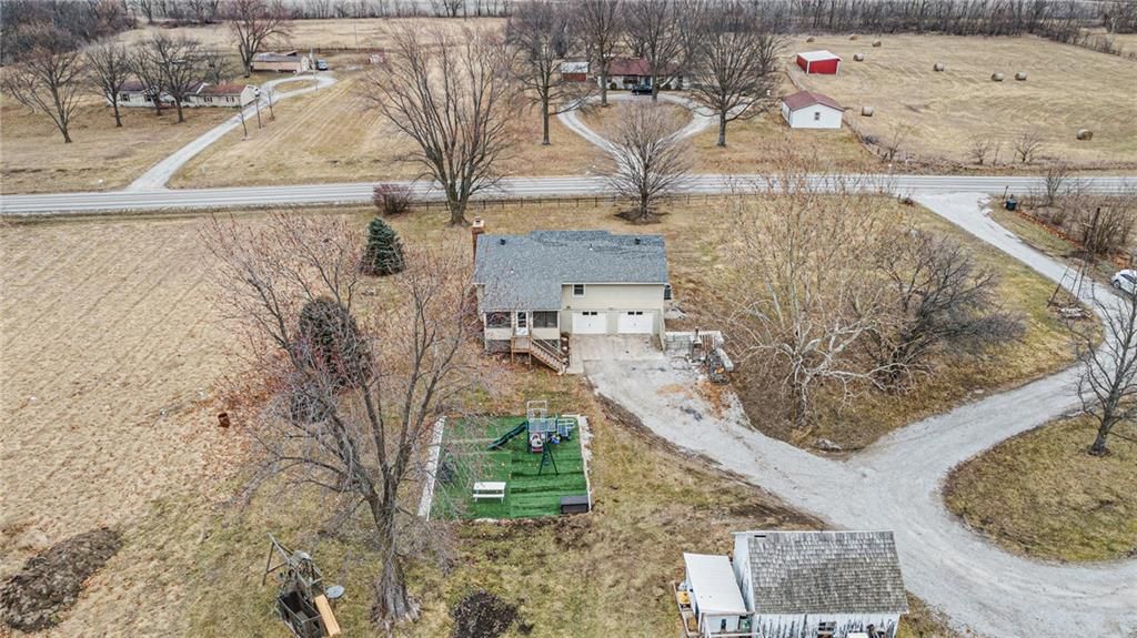 3928 SE 33 Highway — photo 4