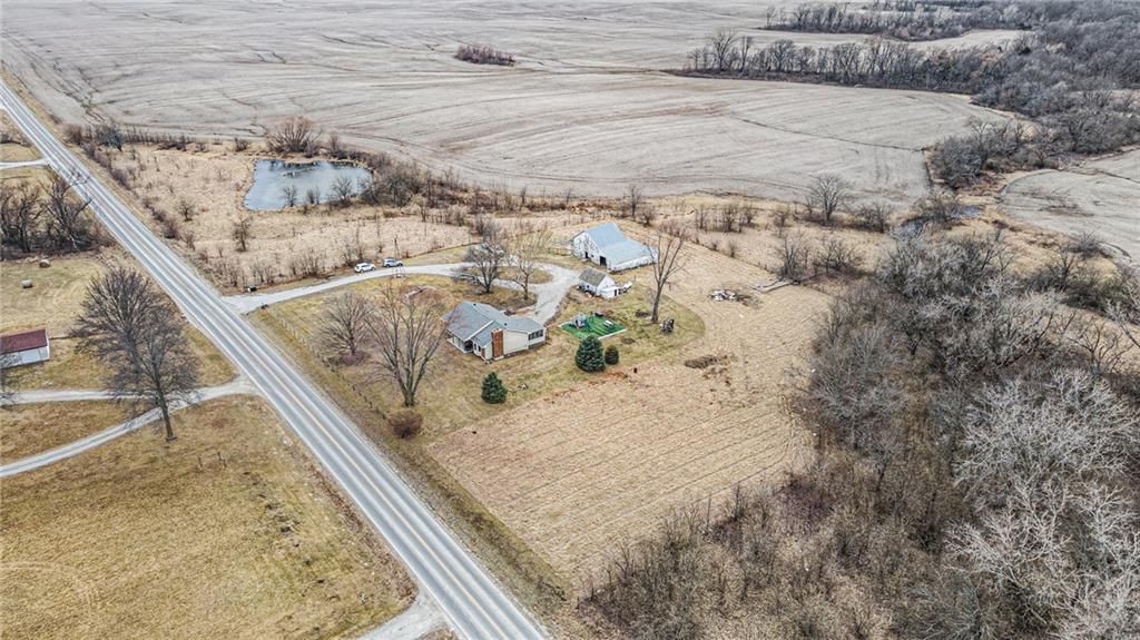 3928 SE 33 Highway — photo 33