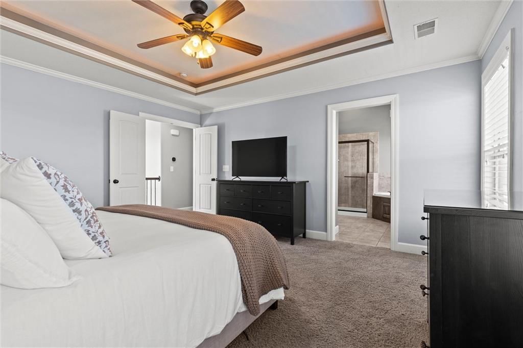 630 N Laurel Street — photo 18