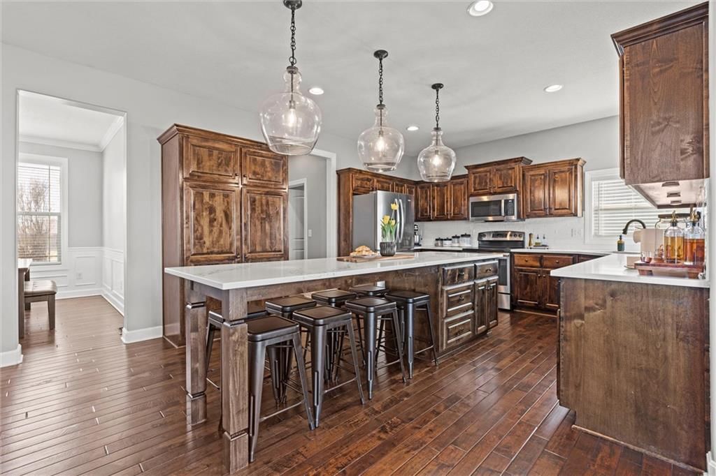630 N Laurel Street — photo 8