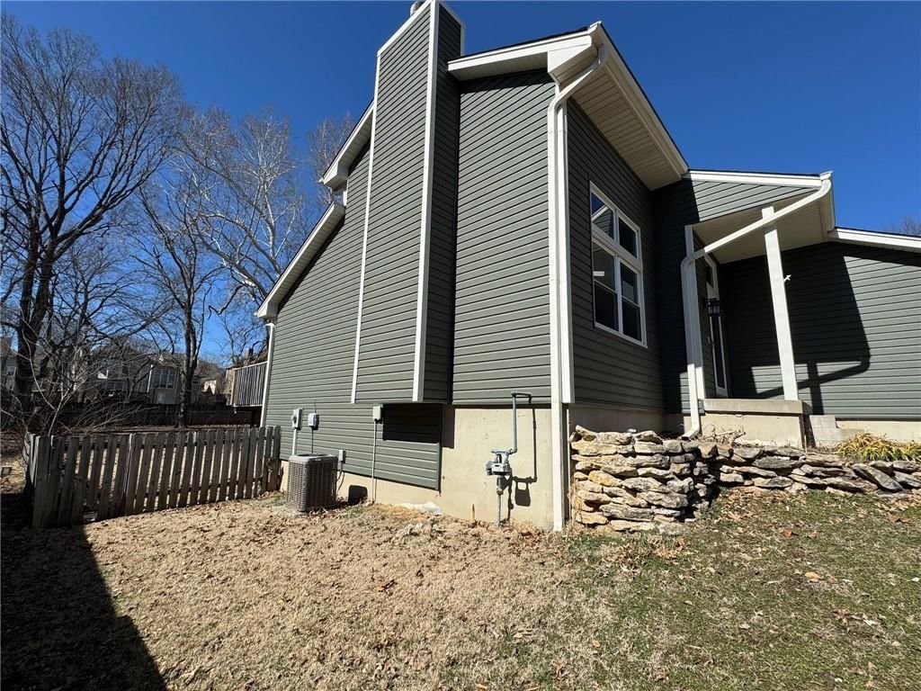 3308 Bryn Mawr Drive — photo 4