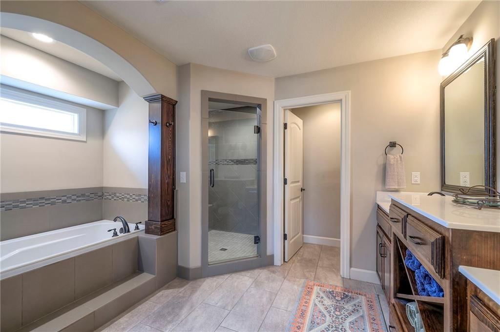 15922 W 163rd Terrace — photo 47