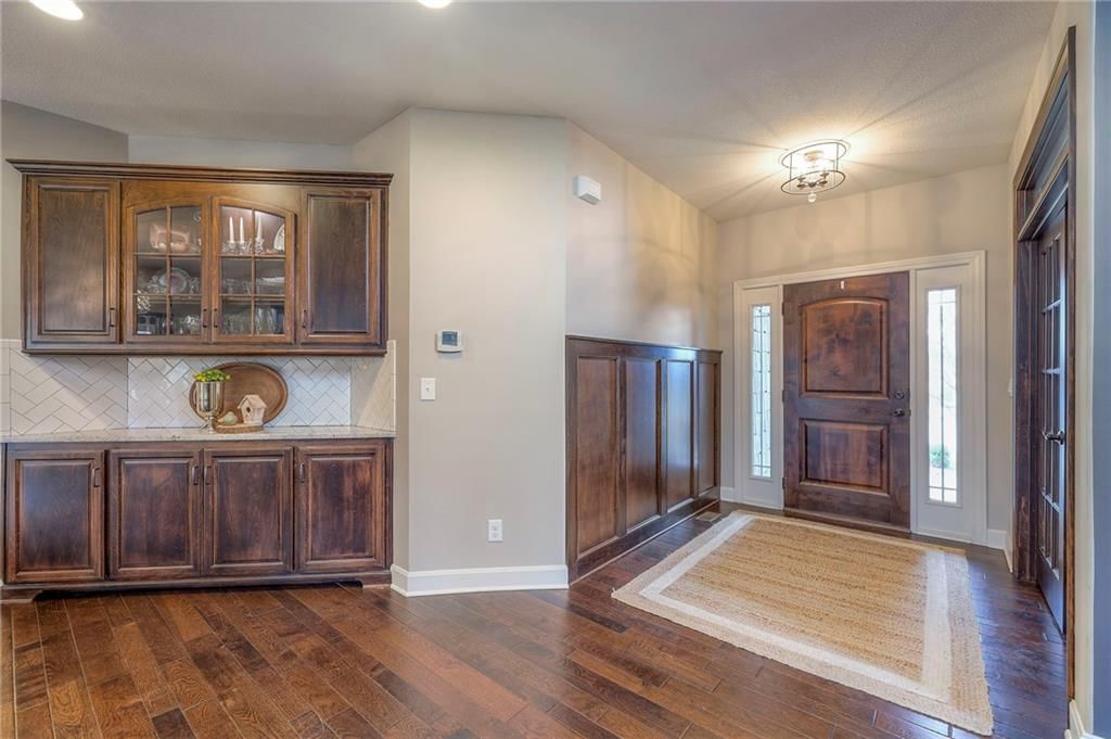 15922 W 163rd Terrace — photo 7