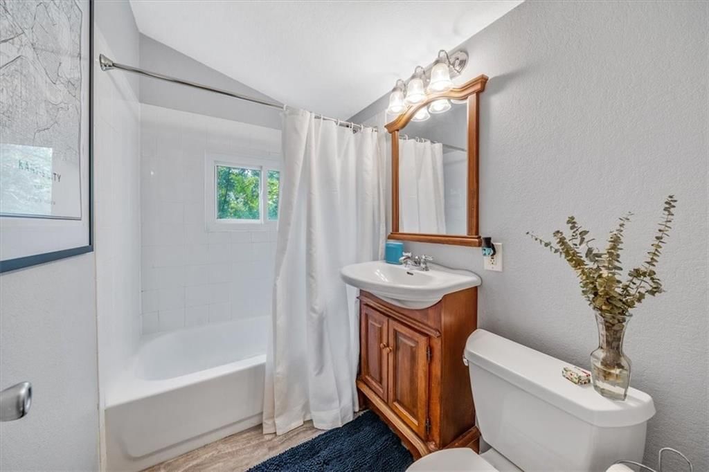 3601 E 107th Terrace — photo 9