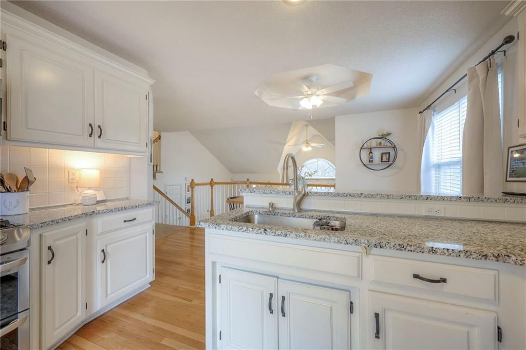 15421 S Bradley Drive — photo 14