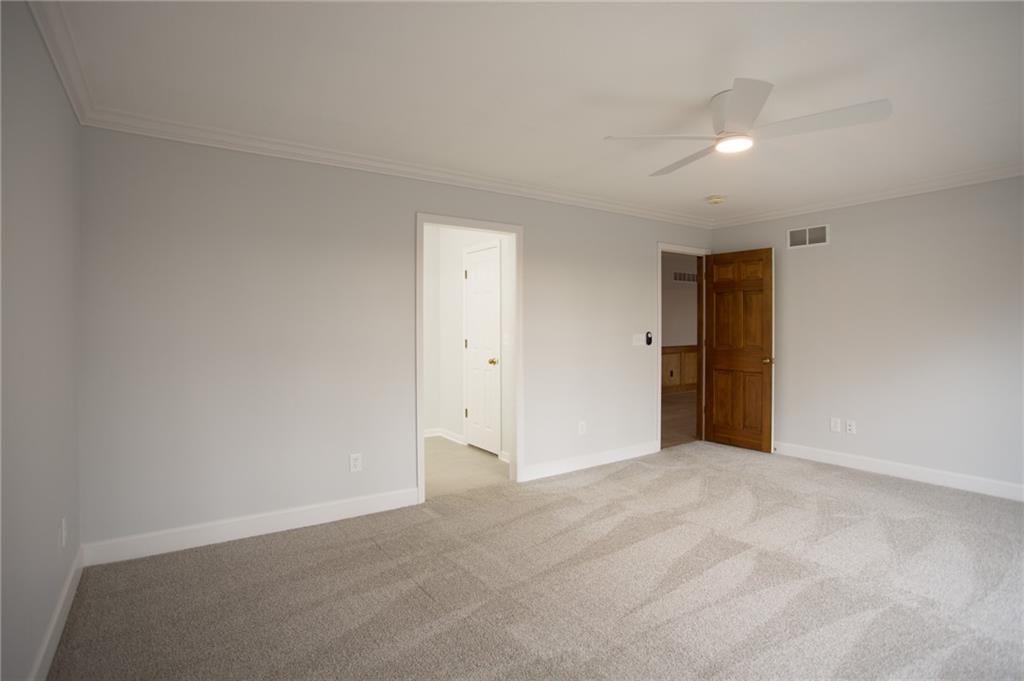 7803 Acuff Lane — photo 9