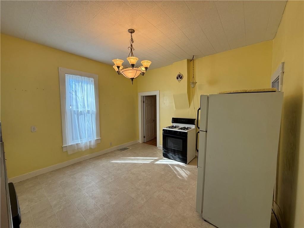 611 N 11th Street — photo 13