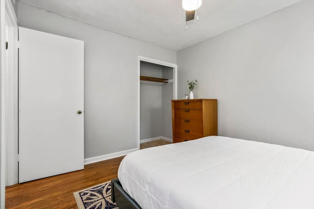 6407 W 82nd Street — photo 18