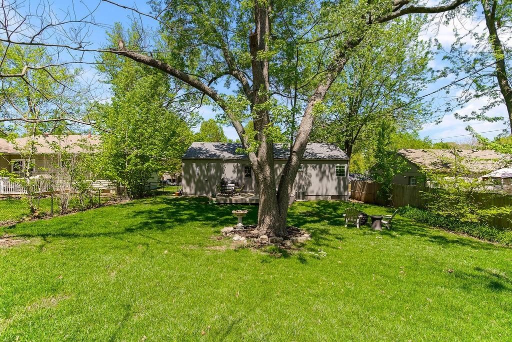 6407 W 82nd Street — photo 25