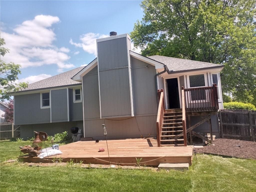 1126 NE banner Drive — photo 15
