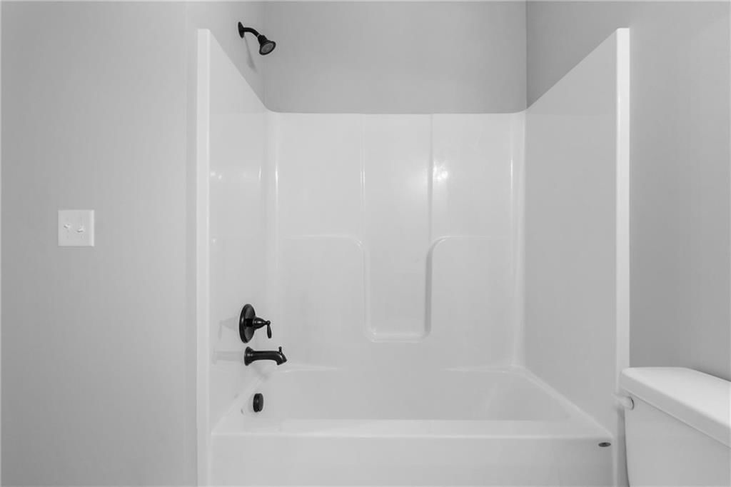 11012 N Bristol Avenue — photo 26