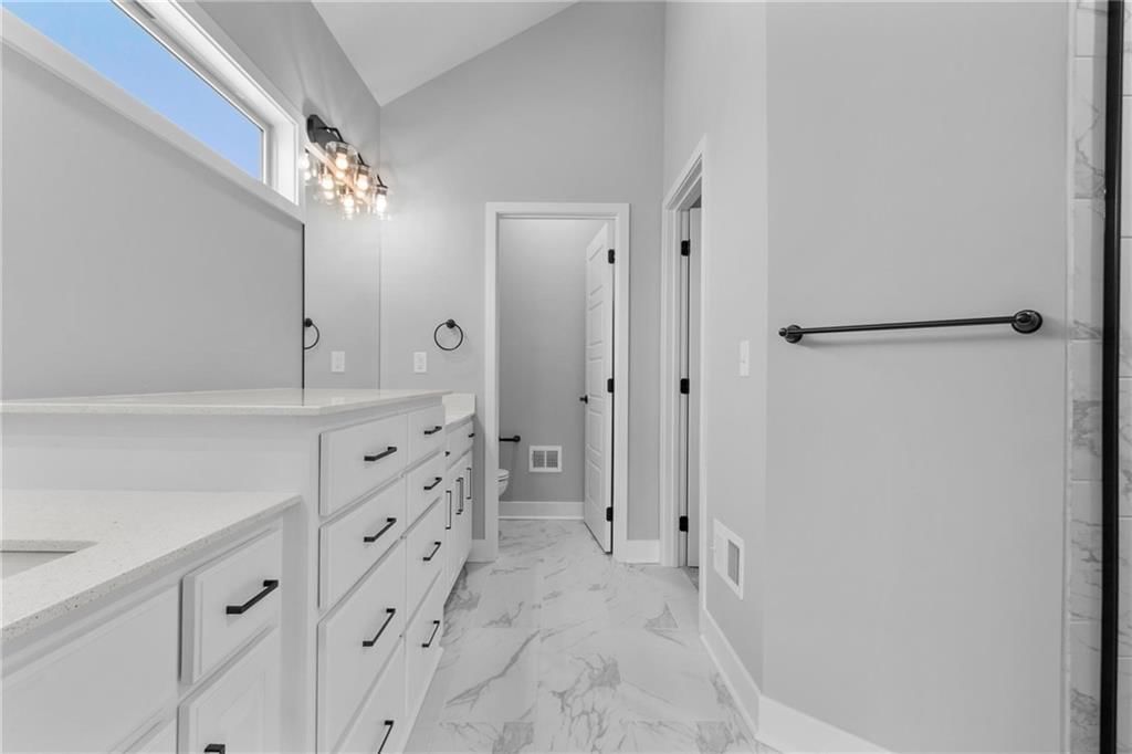 11012 N Bristol Avenue — photo 28
