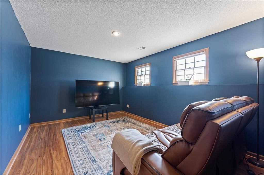 133 E Nelson Circle — photo 11