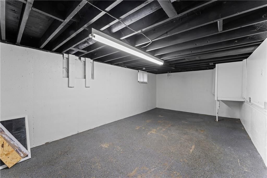 200 W CAMBRIDGE Road — photo 25