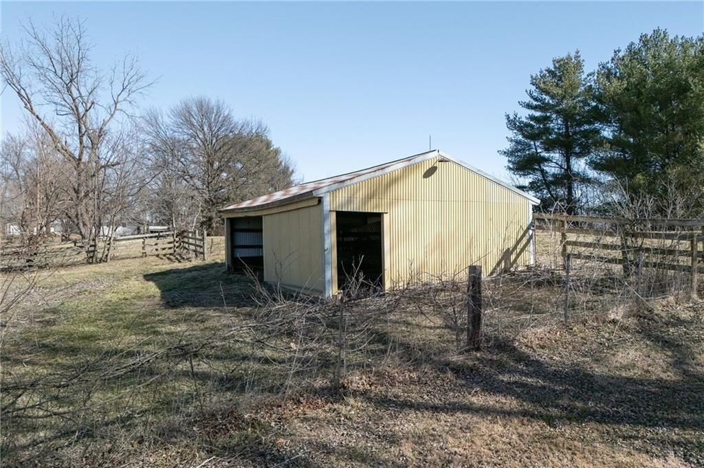 2548 State Rural Route W — photo 29
