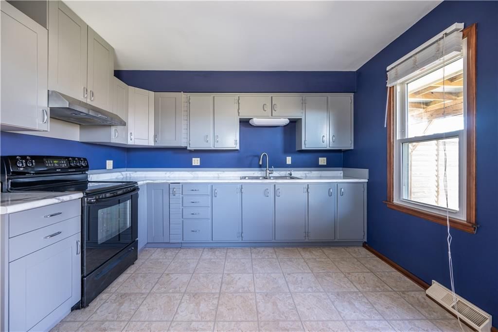 1910 N Farview Drive — photo 23