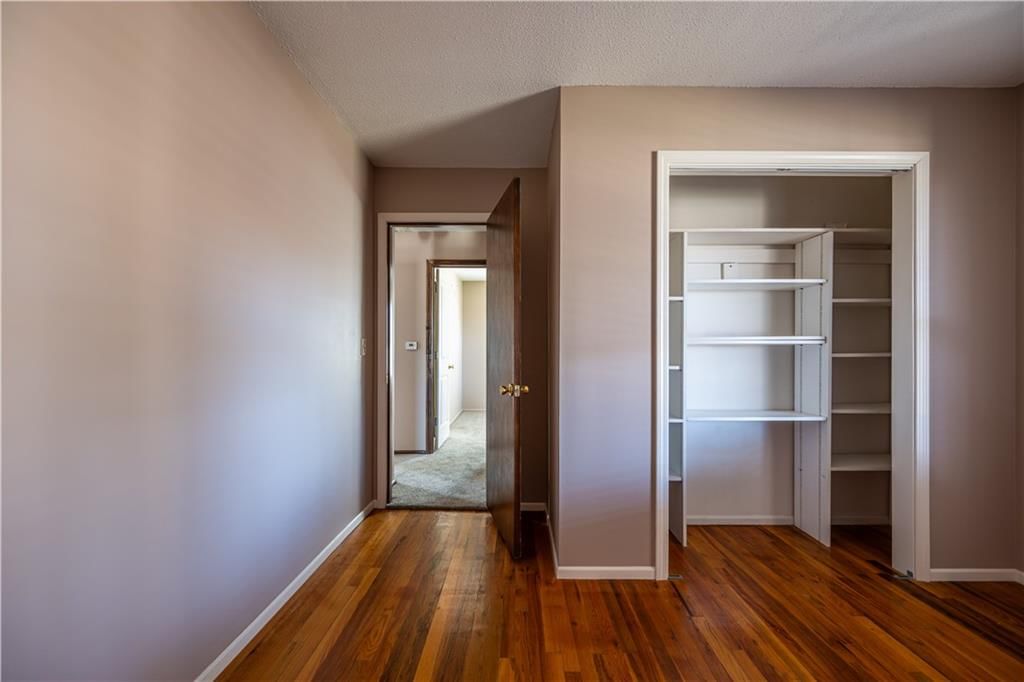 1910 N Farview Drive — photo 32