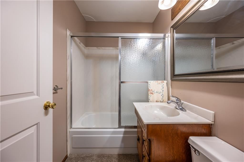 1910 N Farview Drive — photo 33