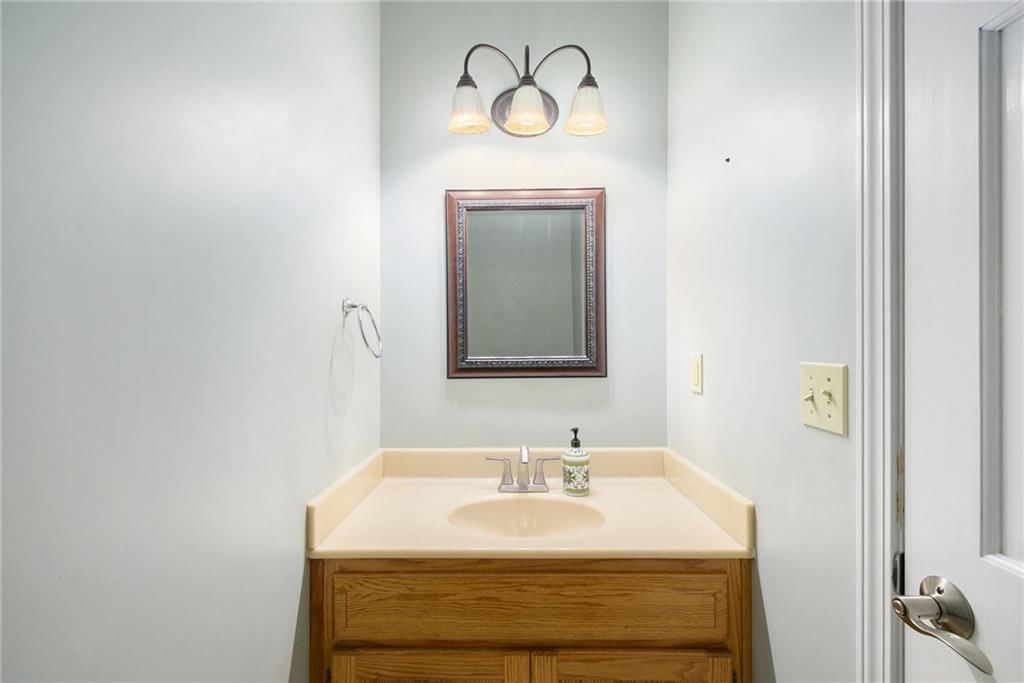 3951 Tonganoxie Road — photo 16